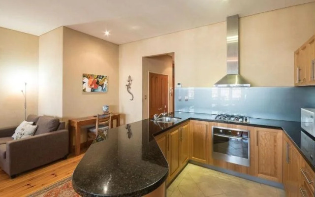 Rialto Apartment 2