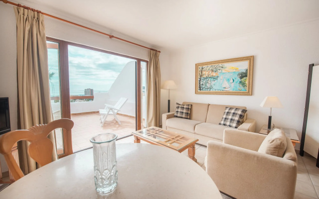 Beverly Hills Suites - Excel Hotels & Resorts