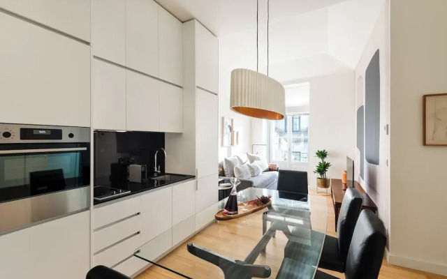 Prt001 Liberty 119 Luxurious 1BD in Aliados