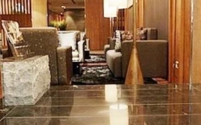 Wuhan Yuntai 6 Plus 1 Hotel