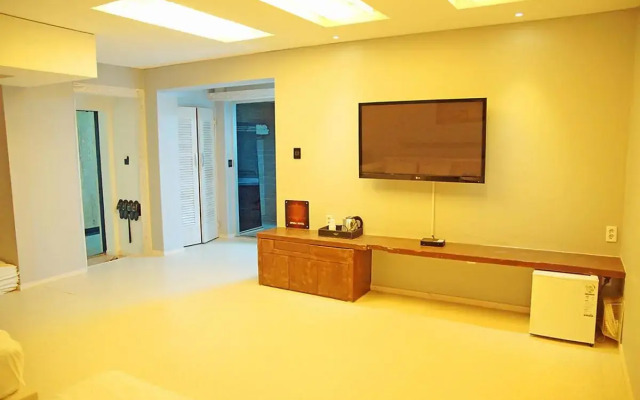 Opera 21 Hotel