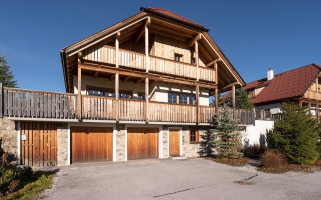 Upscale Chalet In Mauterndorf With Sauna And Ski Storage