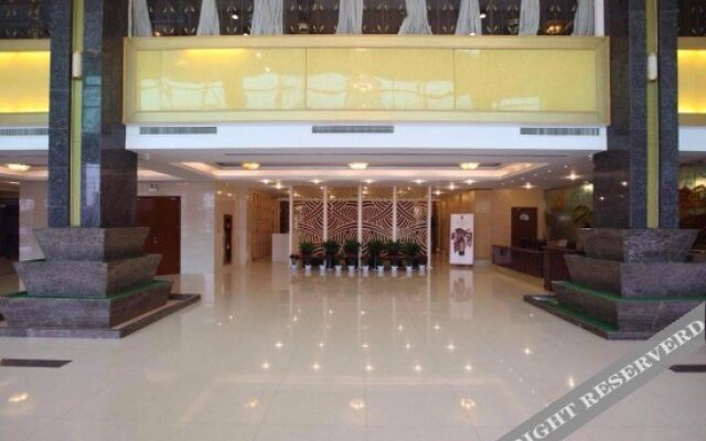 Qingmu Select Hotel (Liyang Aoti Avenue, Wuyue Plaza)
