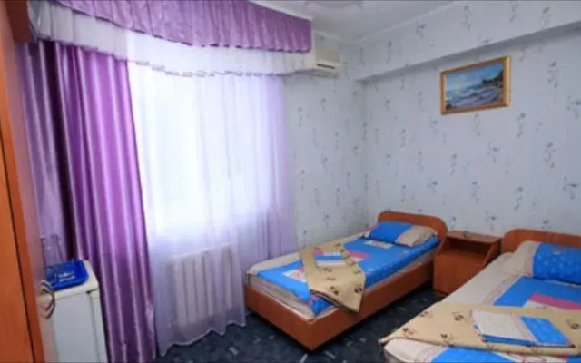 YUzhnyj raj