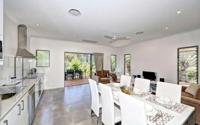 Woodgate Beach Houses