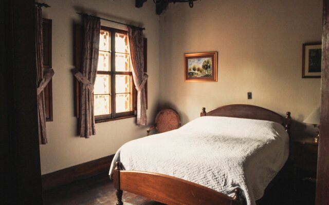 Casa Carmel Bed and Breakfast