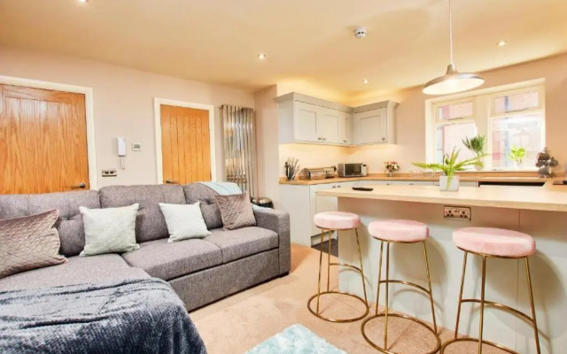 The Exquisite Harrogate Abode - Sleeps 6