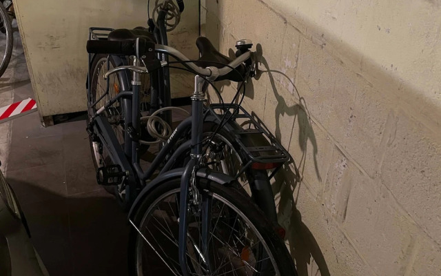 Comfy 1-bedroom Apartment With Side Seaview