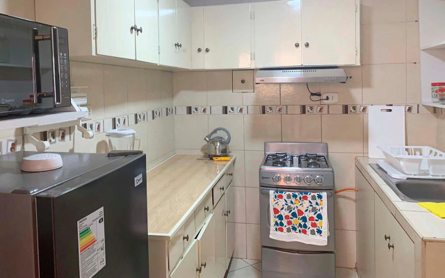 Pershing, lindo dpto. amoblado c/3 dorm y wifi.