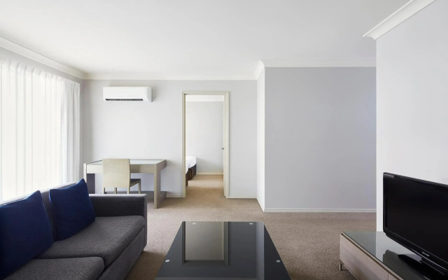 Pinnacle Apartments