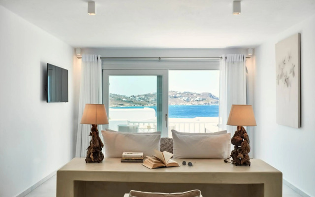 Manoulas Beach Mykonos Resort