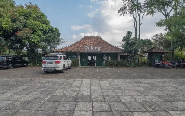 RedDoorz Resort @ Lembang 2