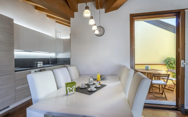New Deal - APT with Terrace & Jacuzzi