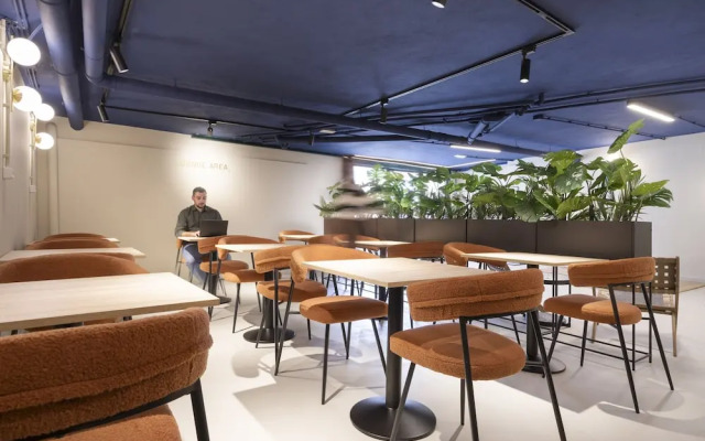 Lapa Diplomatic Flat 1 4 by Feel Lisboa