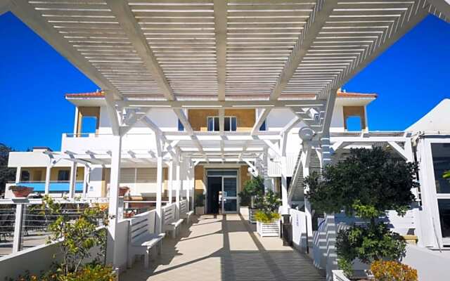 Jonio Hotel	