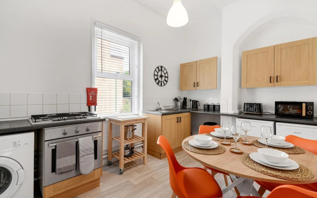 All Saints Apartment