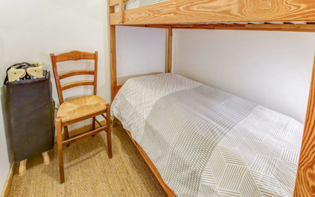 Welcoming Holiday Home in Brainville With Fenced Garden