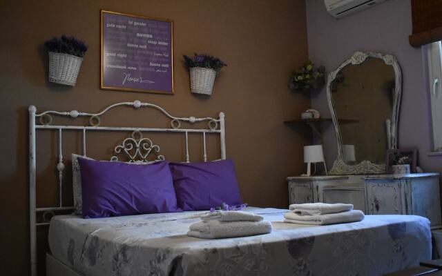 Nensie'S Boutique Hotel