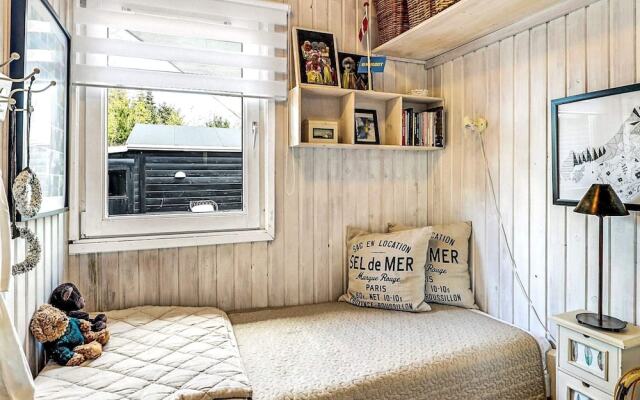 6 Person Holiday Home in Hals