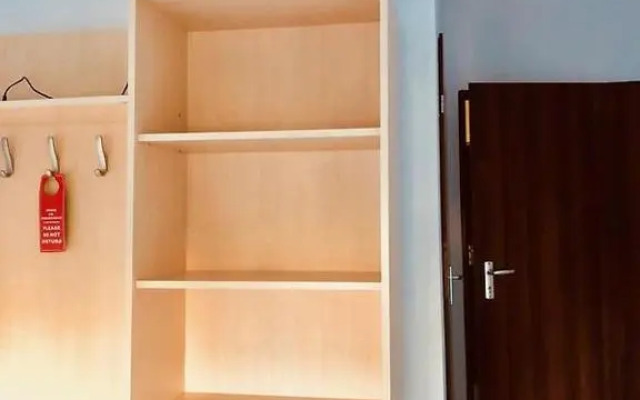 Hostel24 BED&BREAKFAST
