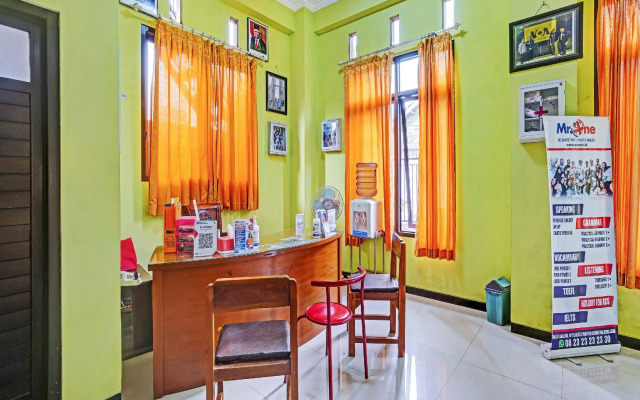 OYO 90199 JEC Residence Syariah