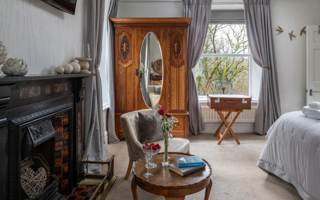 Afon Rhaiadr Country House