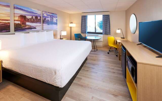 Days Inn by Wyndham Parsippany