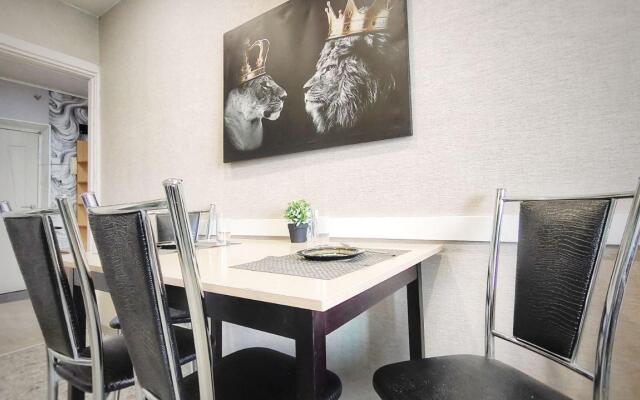 Апартаменты на улице Льва Толстого