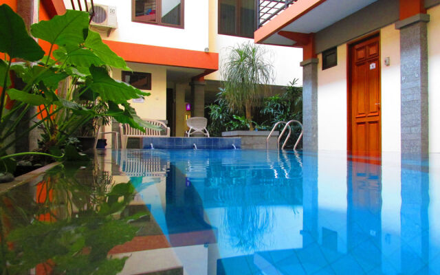 Fontana Residencia Guest House Tebet 3