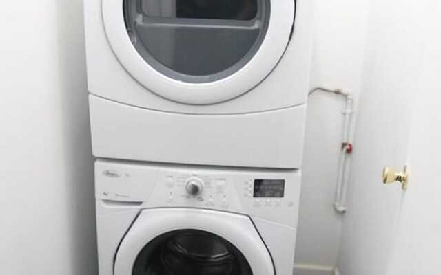 Market Rentals Uptown