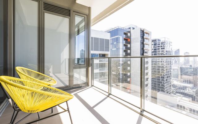 C3CBD Melbourne Apartment