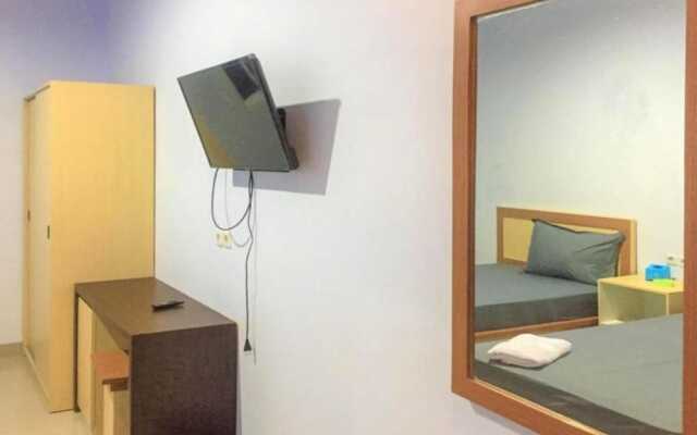 OYO 93169 Bnb Homestay