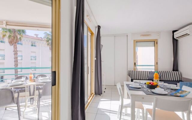 Villa LOpen Fréjus 27684