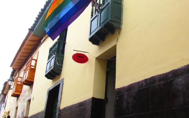 The Grasshopper Hostels AV Alta