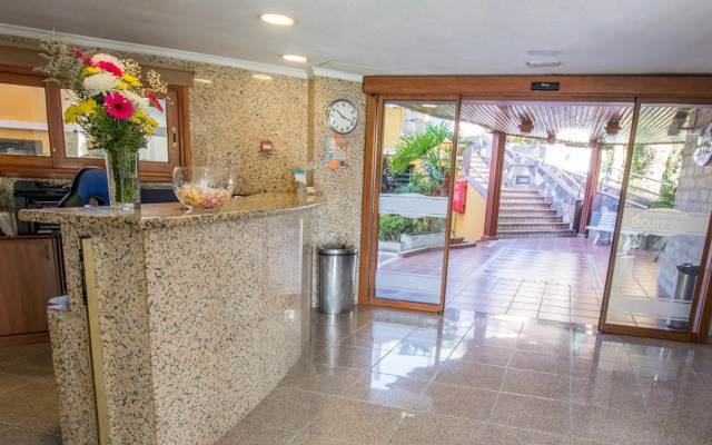 Apartamentos Los Tilos
