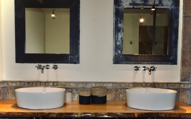 WAYA à Domaine Saint Domingue