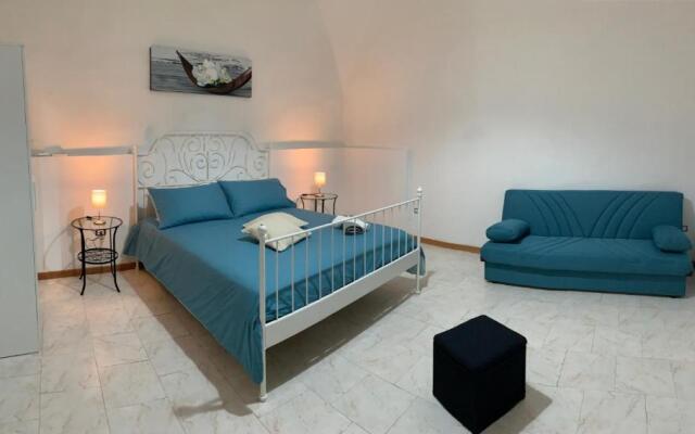 Mena Holiday House