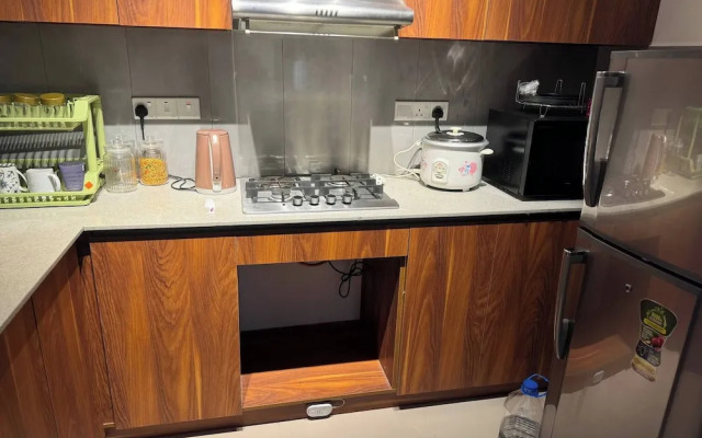 Family-friendly 3BR Apartment in Serene Malabe
