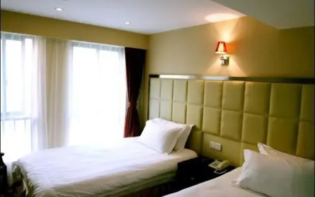 Lovebird Business Hotel