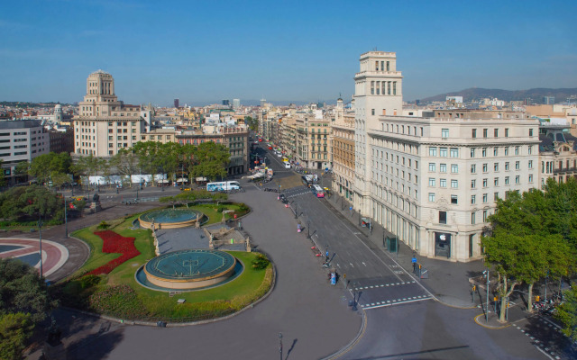 45 Times Barcelona Hotel