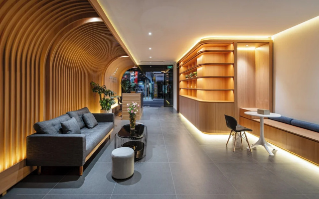 Apec Wander Hotel - Near Tan Dinh Market – Lobby – Ho Chi Minh City