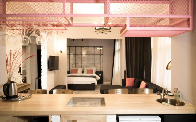 Flat With Turkish Hammam and Bar in Beyoglu