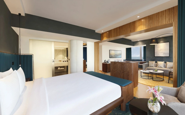 Novotel Mumbai Juhu Beach Hotel