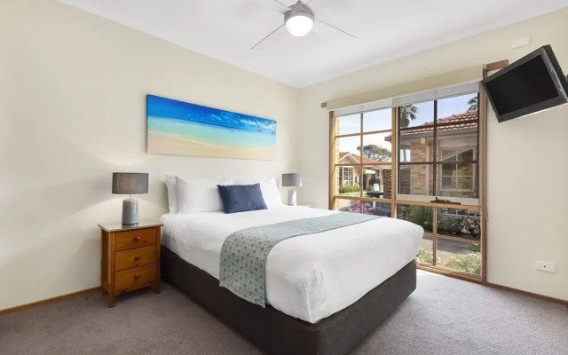 Riviera Beach Resort