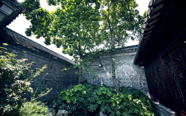 Yangzhou Centre & Residence