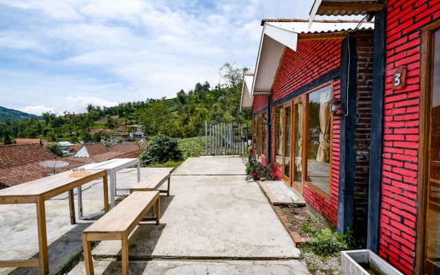Pondok Merapi Cottage by OYO Rooms – Outside – Boyolali