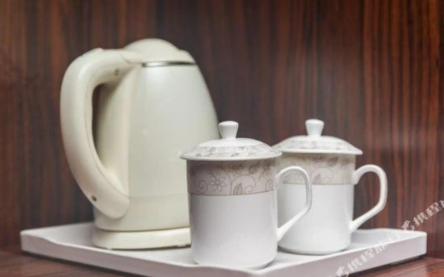 Guiyang Xinyuan Business Hotel (Huaxi Park Area)