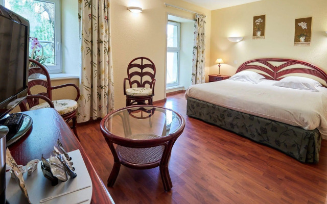 Domaine De Lhostreiere