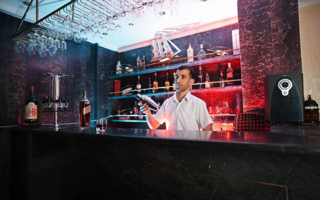 Triana Hotel