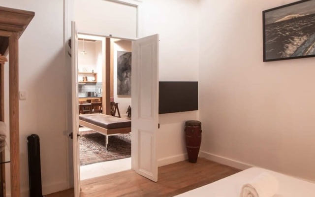 w Villa With Rooftop Terrace in Barranco